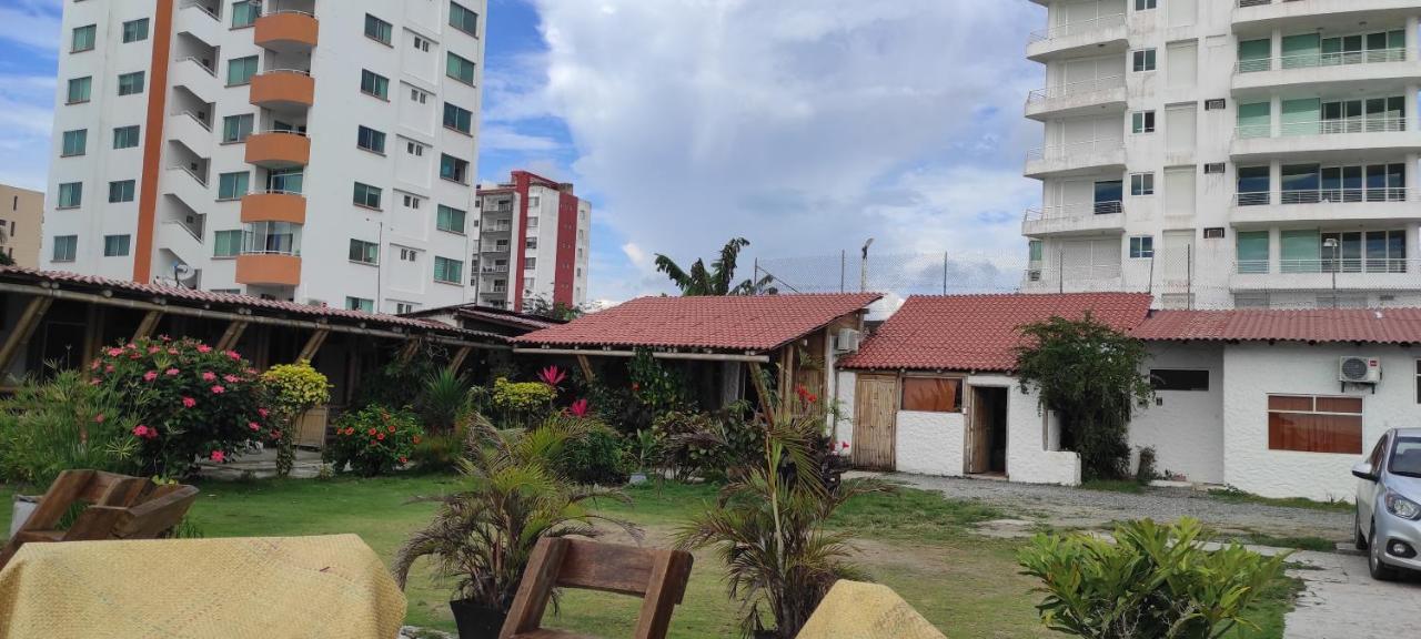 ホテル Caramba Hospedaje トンスパ エクステリア 写真