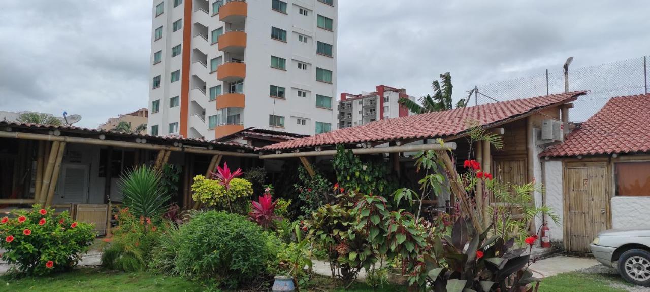 ホテル Caramba Hospedaje トンスパ エクステリア 写真